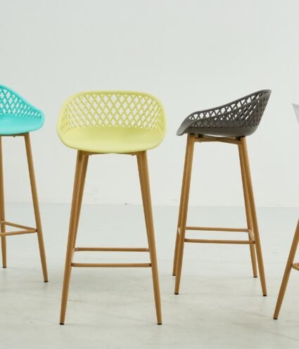 Taburete USSSTRA   yellow pastel - TABURETES